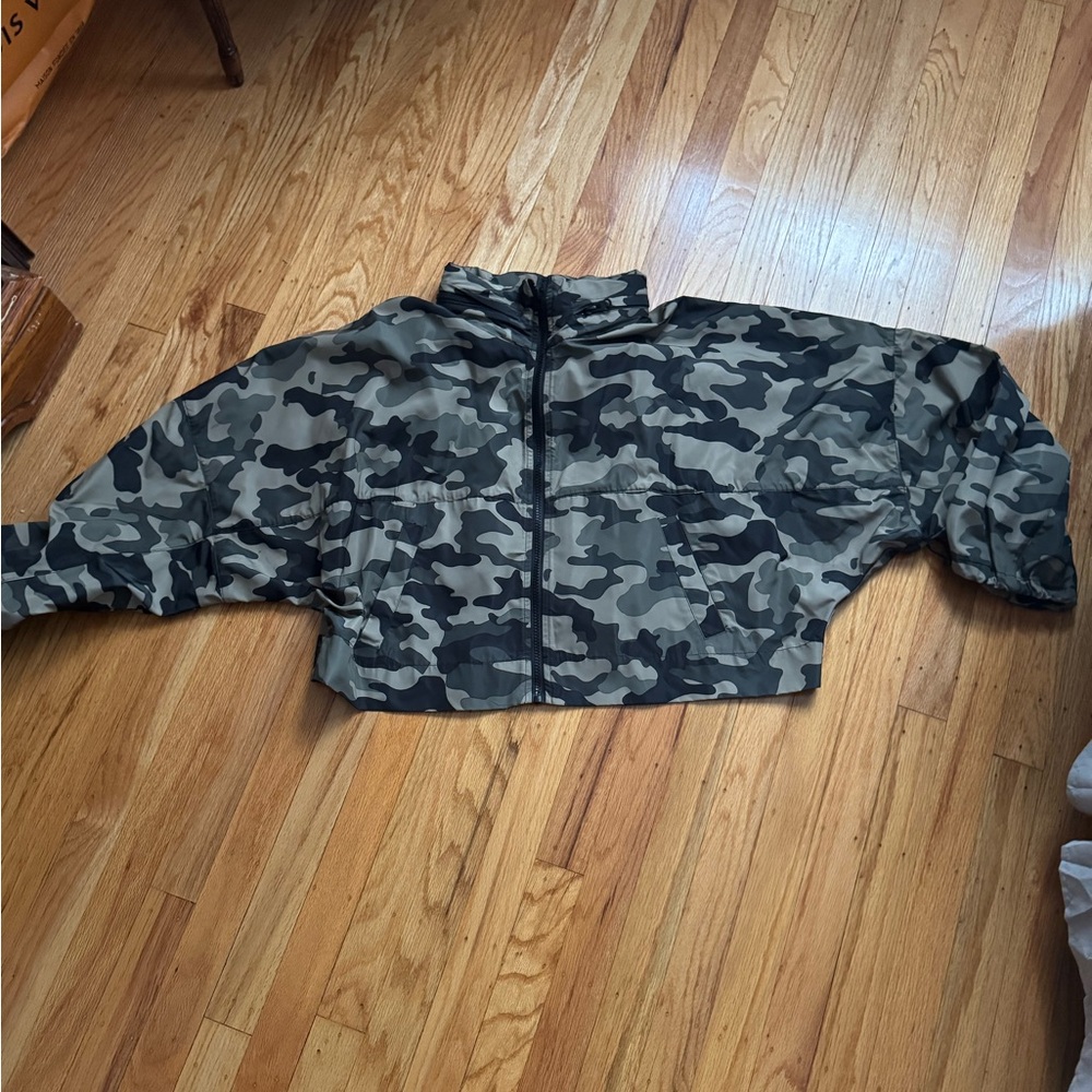 Zara xl camouflage nylon jacket